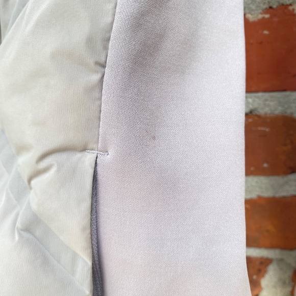 Athleta Inlet Down Jacket Size Small - Picture 8 of 8